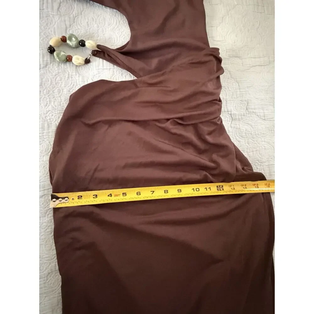 White Fox She's A Goddess Maxi Dress Chocolate Brown Sexy Cut Out Sz Small NWT - Picture 10 of 12